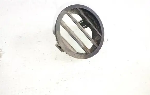 Toyota Avensis T250 Dash center air vent grill