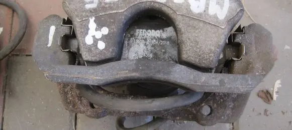 Mercedes-Benz E W212 Front brake caliper