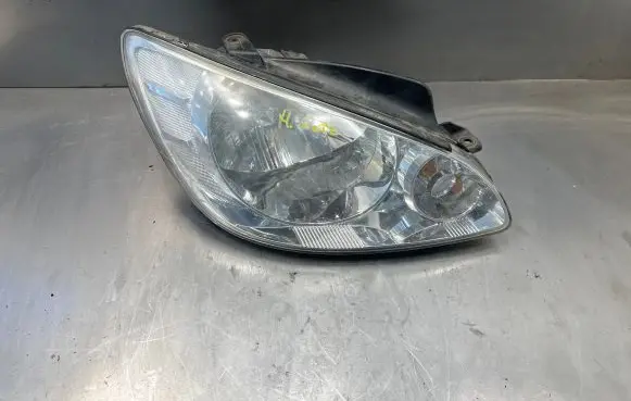 Hyundai Getz Headlight/headlamp 921020B500