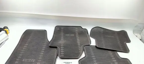 Skoda Yeti (5L) Car floor mat set 5L0862452