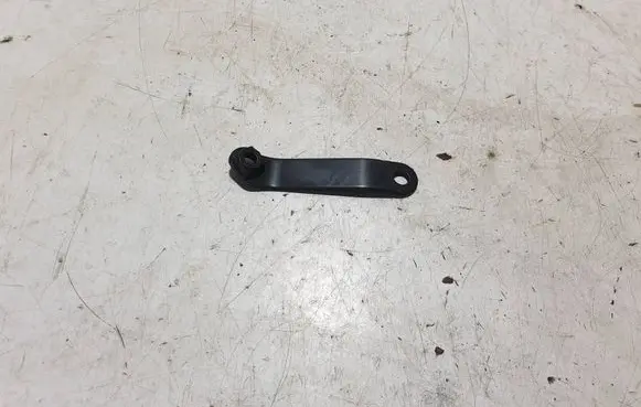 Volvo XC70 Engine mounting bracket 6G9N3C682AB