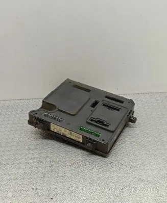Renault Megane III BSM Control unit 284B17288R S180098501 12339