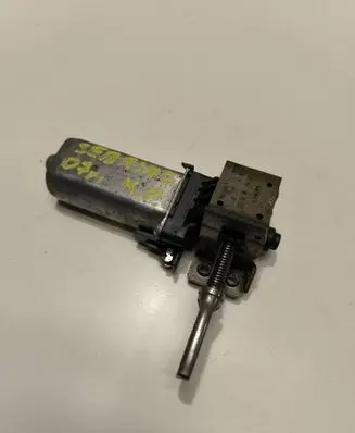 Chrysler Sebring (JS) Seat adjustment motor 986299101 D295800 212060420