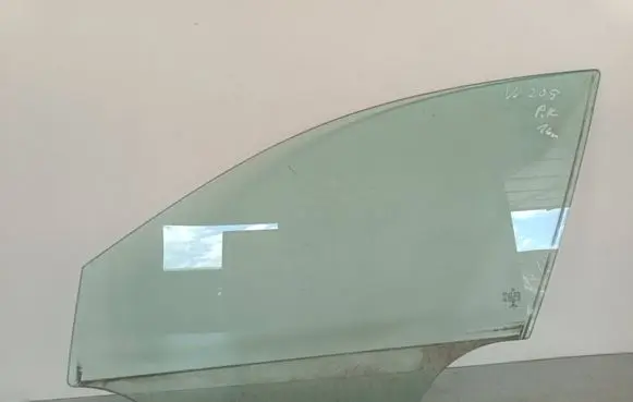 Mercedes-Benz C W205 Front door window glass four-door 43R00050 E000292