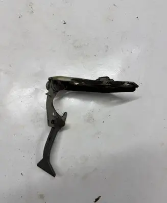 Mercedes-Benz E W124 Engine bonnet/hood lock/latch loop/hook 