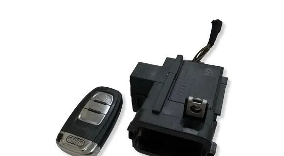 Audi A4 S4 B8 8K Ignition lock 8K0909131D 3330430102