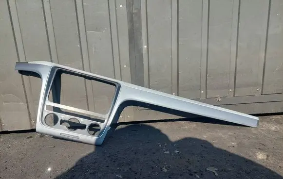 Volkswagen PASSAT B7 Interior decorative trim set 561857212e