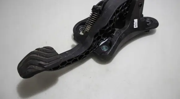 Clutch pedal