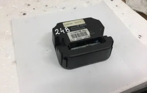 Peugeot 4007 Comfort/convenience module 4C4905A0B09