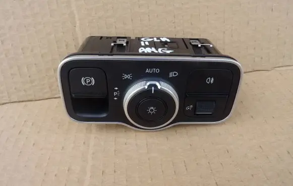 Mercedes-Benz GLA H247 Light switch A2479052902