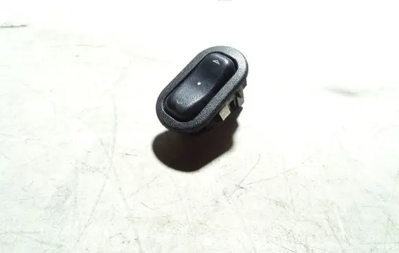 Opel Zafira A Electric window control switch 13363100 90561388