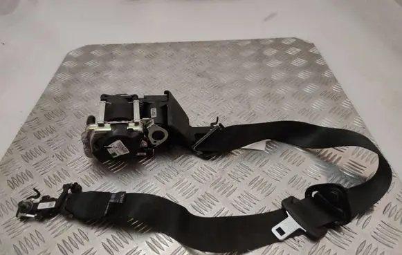 Volvo XC90 Front seatbelt 39844548
