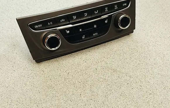 Opel Astra J Climate control unit 39042442 368046467 7370200000000X