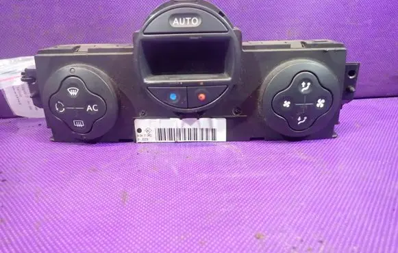 Renault Megane II Climate control unit