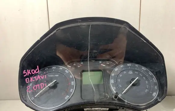 Skoda Octavia Mk2 (1Z) Speedometer (instrument cluster) 1Z0920910E