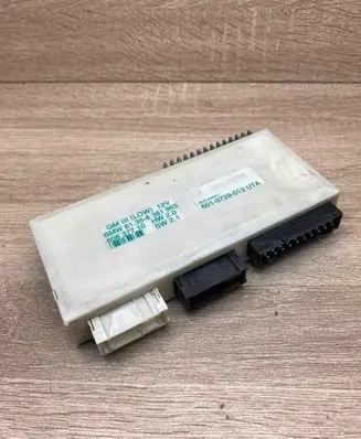 BMW 5 E39 Comfort/convenience module 8381963
