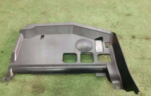 Dashboard lower bottom trim panel