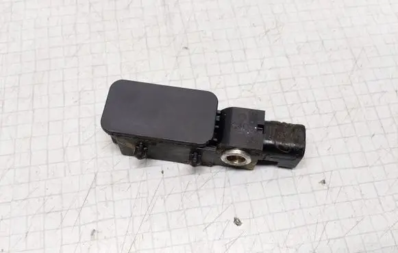 Ford Mondeo Mk III Airbag deployment crash/impact sensor 1S7T14B342AD