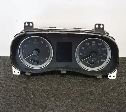 Hyundai Tucson TL Speedometer (instrument cluster)