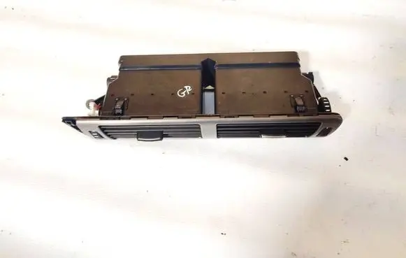 Audi A6 S6 C5 4B Dash center air vent grill 4b1820951