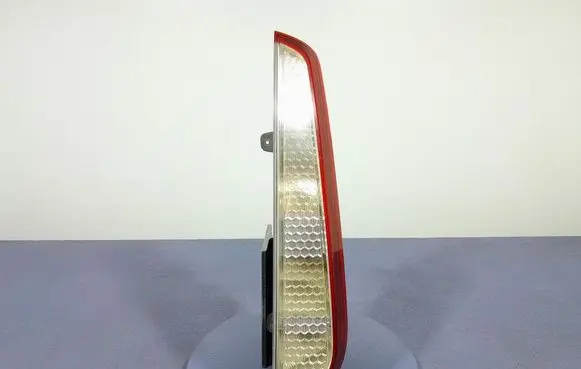 Ford Focus C-MAX Rear/tail lights 8M5113404C