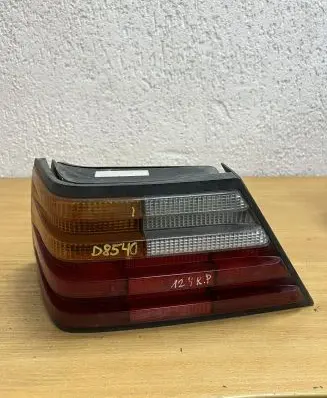 Mercedes-Benz E W124 Rear/tail lights D8540