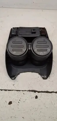Cup holder front