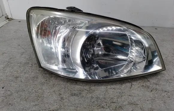 Hyundai Getz Headlight/headlamp 08-221-1118R