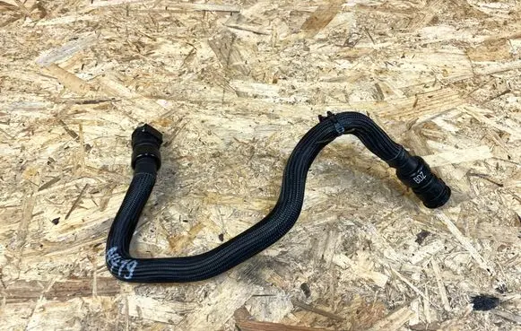 Peugeot 3008 II Engine coolant pipe/hose 9822415180