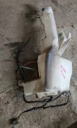 Nissan Murano Z50 Lamp washer fluid tank 