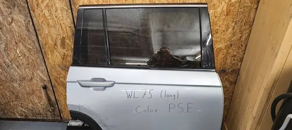 Jeep Grand Cherokee WL Rear door