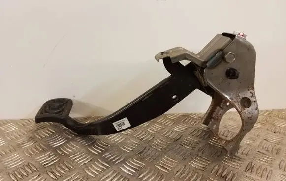 KIA Carens III Brake pedal 32800A4300