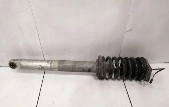 Maserati GranTurismo Front shock absorber with coil spring 230029