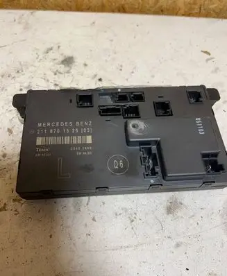 Mercedes-Benz E W211 Other control units/modules 2118701526