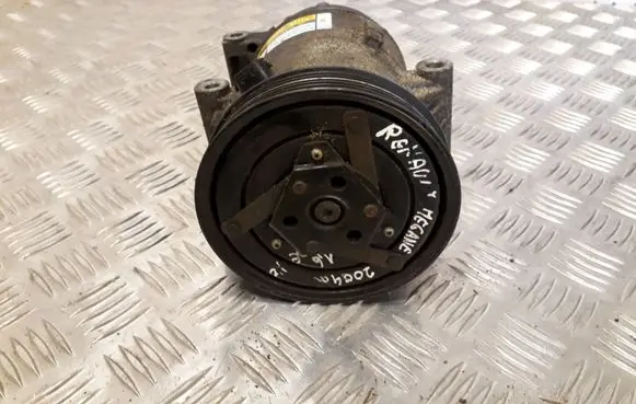 Renault Megane II Air conditioning (A/C) compressor (pump) 8200050141 01139026