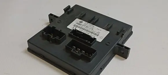 Audi A6 S6 C6 4F Comfort/convenience module 4F0907279