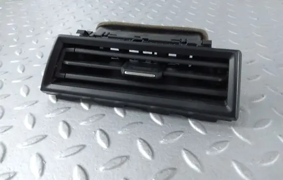 Seat Ibiza V (KJ) Dashboard side air vent grill/cover trim 6F1820902M