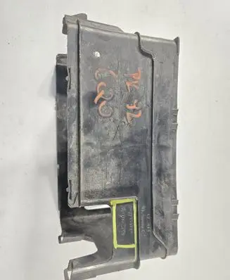 Volkswagen Polo IV 9N3 Battery box tray 6Q0915419B