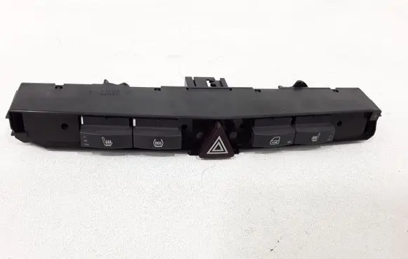 Opel Astra H Hazard light switch 13100113