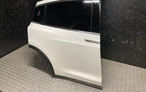 Tesla Model X Rear door