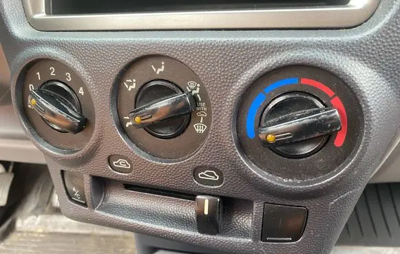 KIA Picanto Climate control/heater control trim