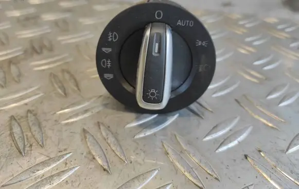 Audi A6 S6 C6 4F Light switch