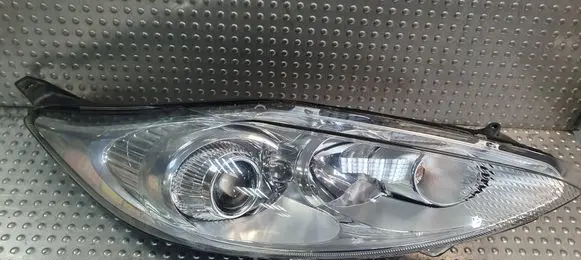 Ford Fiesta Headlight/headlamp 