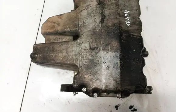 Skoda Fabia Mk2 (5J) Oil sump 045103603d v250