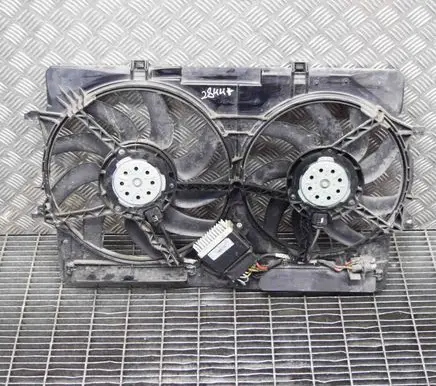 Audi Q3 8U Radiator cooling fan shroud 8K0121003AD M161001