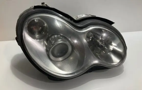 Mercedes-Benz C W203 Headlight/headlamp
