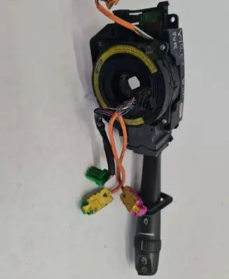 Volvo V70 Wiper control stalk 8666599
