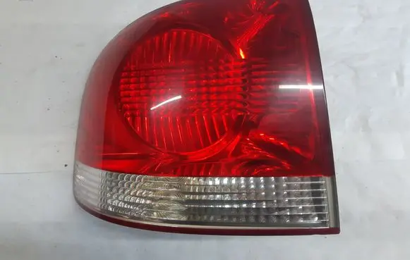 Volkswagen Touareg I Rear/tail lights 7L6945095K06S 03110401