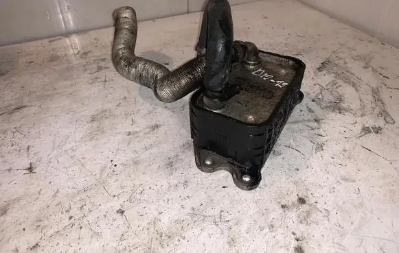Volvo S40 Engine oil radiator 30751937