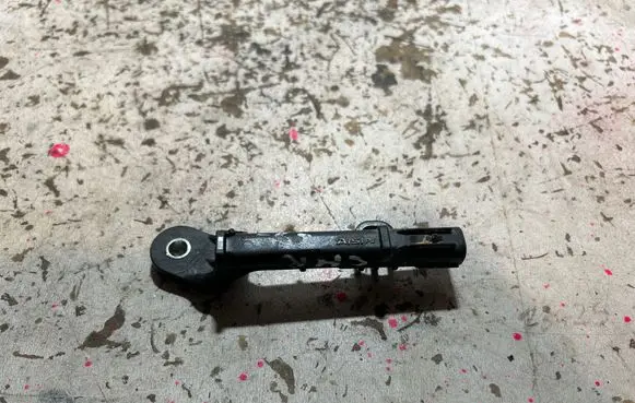 Toyota C-HR I Keyless system antenna 8999730100